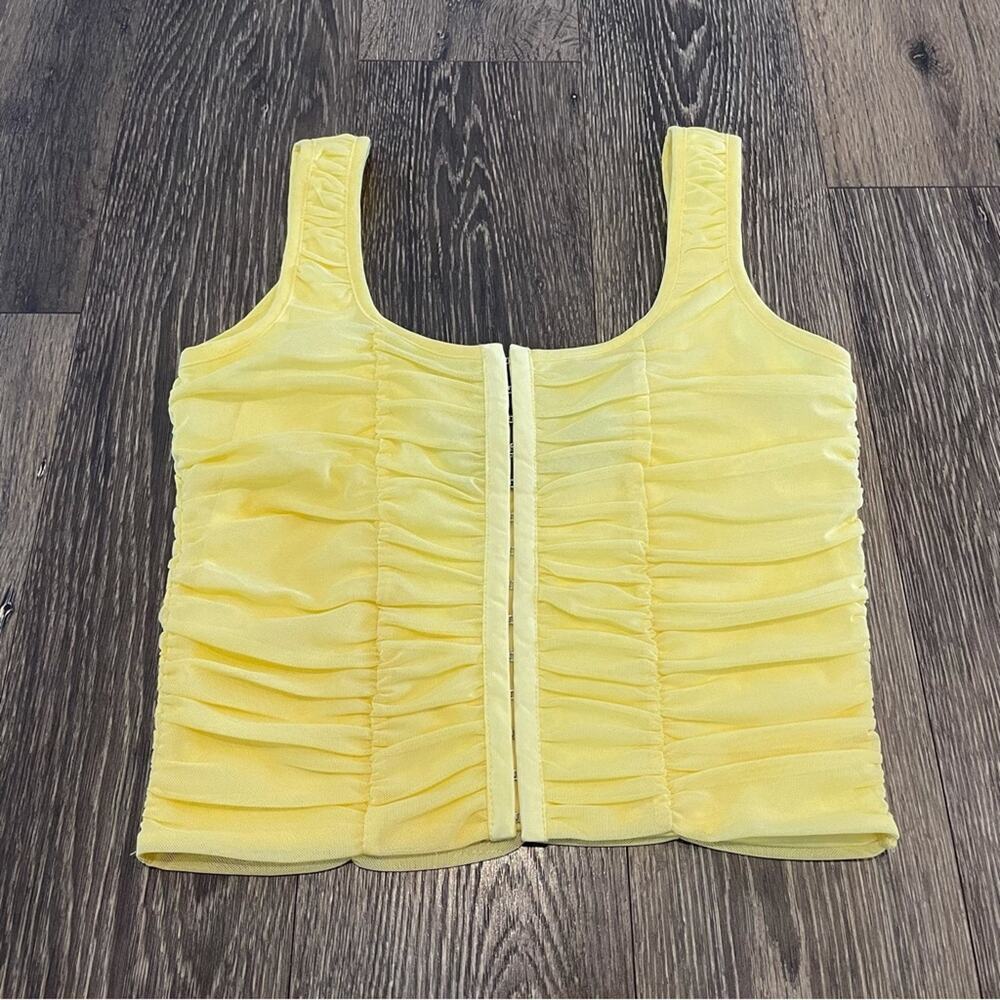 BNWT! SHINESTAR Bright Pastel Yellow Ruched Snap Front Top Size L